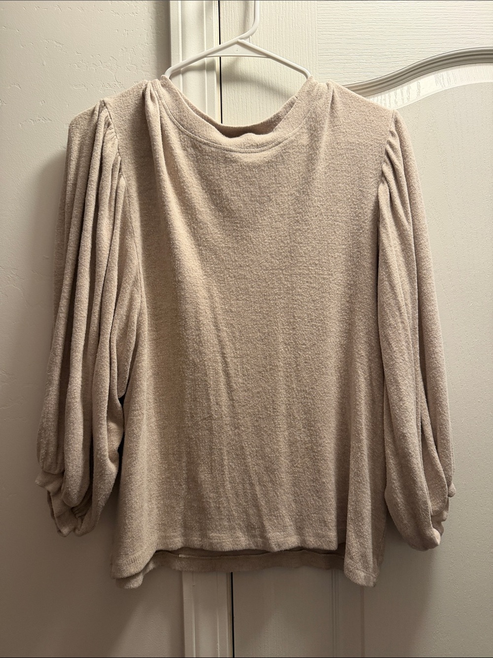 Magaschoni Cream Puff-Sleeve Sweater Top
